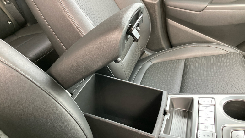 Hyundai Kona 150kW Premium SE 64kWh 5dr Auto Electric Hatchback